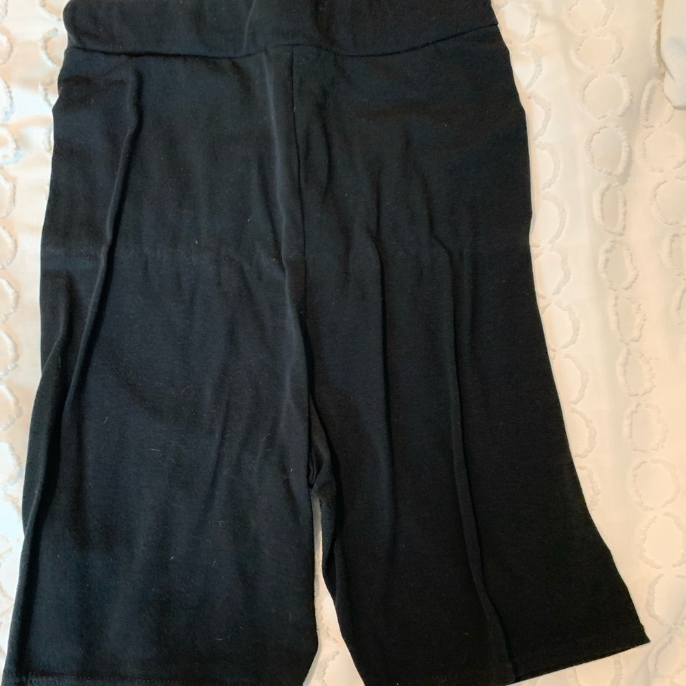 Maternity biker shorts